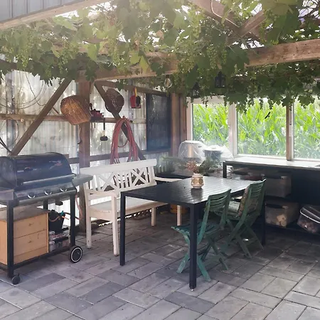 2 Bedroom Gorgeous In