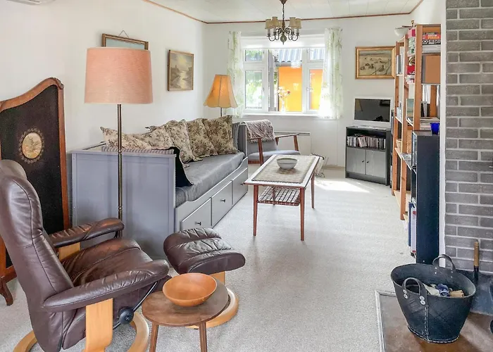 Holiday home 2 Bedroom Gorgeous In