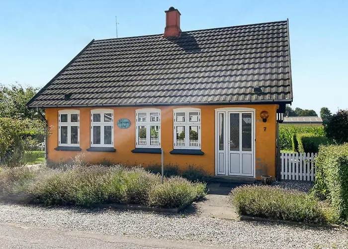 2 Bedroom Gorgeous In