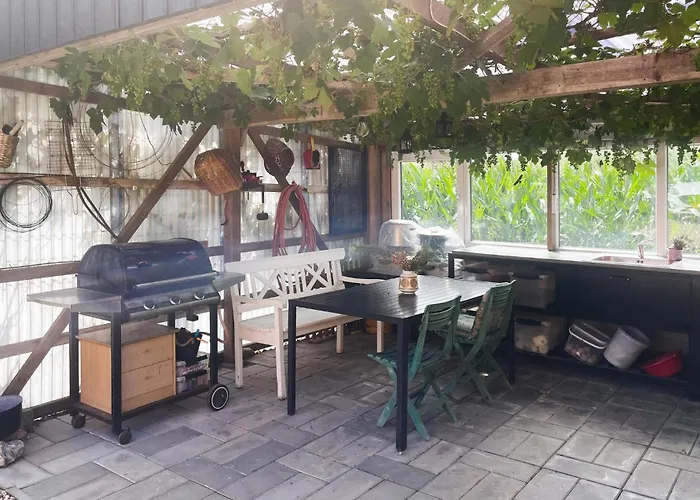 2 Bedroom Gorgeous In